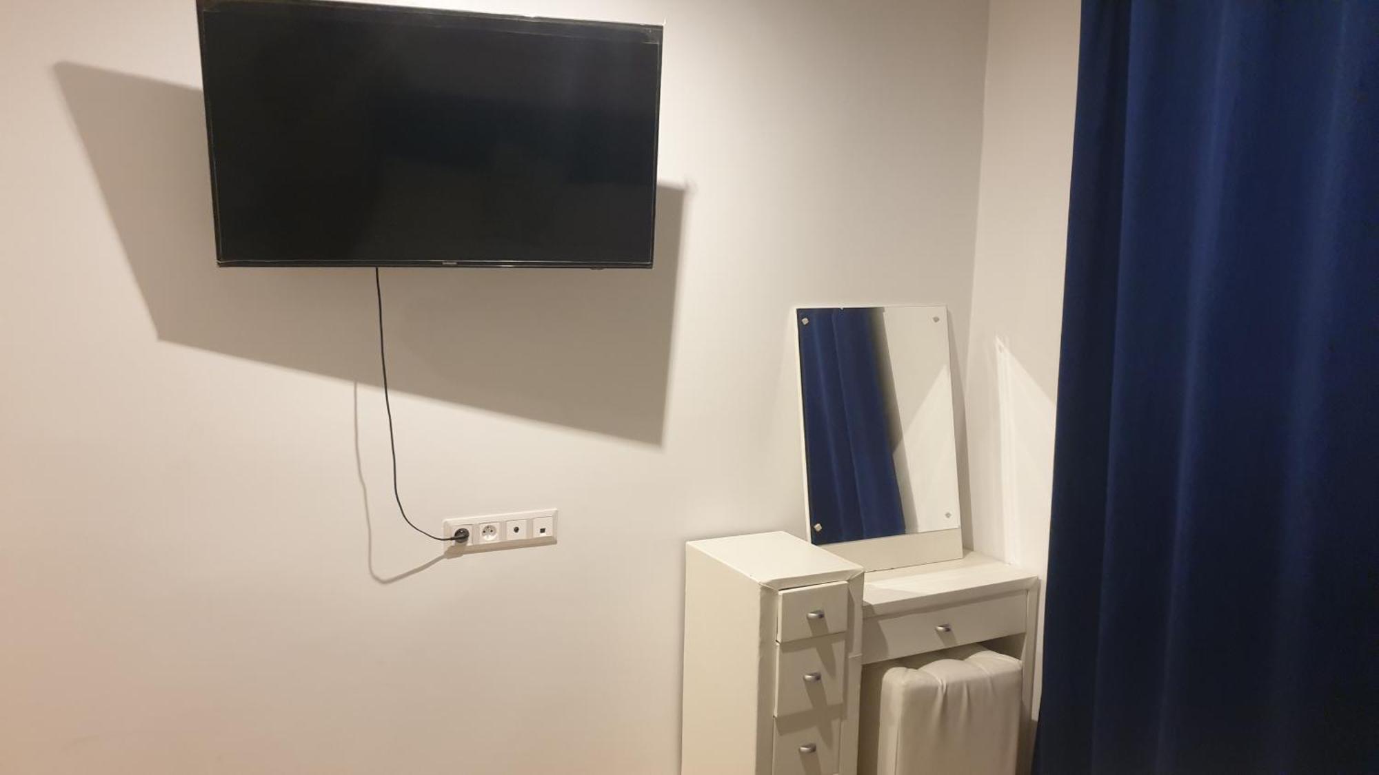 Coralia Bel F3 Clim Wifi Parking Prive Iptv Apartment Уджда Екстериор снимка